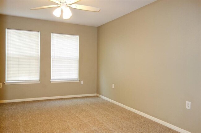 Building Photo - 6308 Perlita Dr