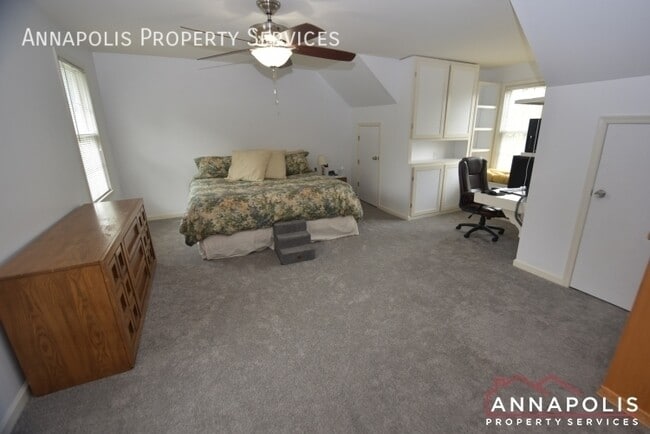 Building Photo - 307 Mainsail Dr