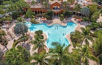 Building Photo - 9054 Capistrano St N