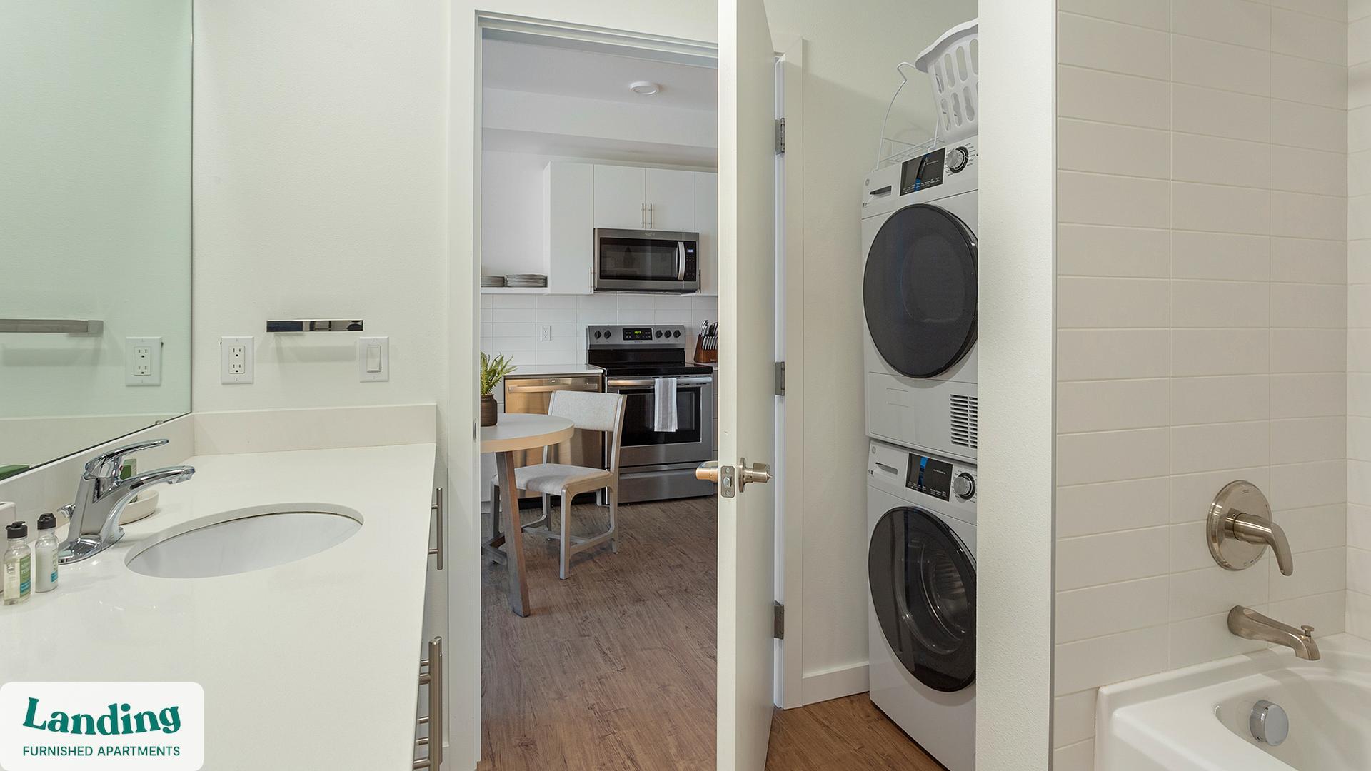 Building Photo - 1419 24th Ave