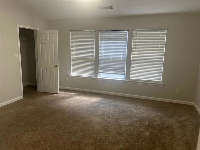 Building Photo - 3809 Dandridge Way NW