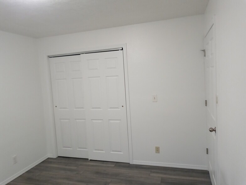 Bedroom 2 - 1712 E Cataldo Ave