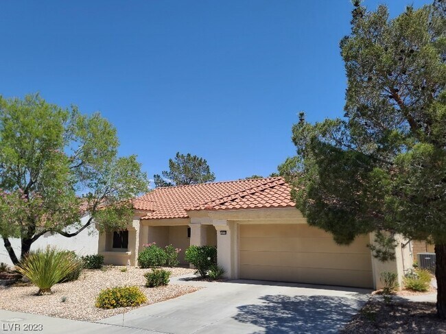 Building Photo - 2516 Sunup Dr