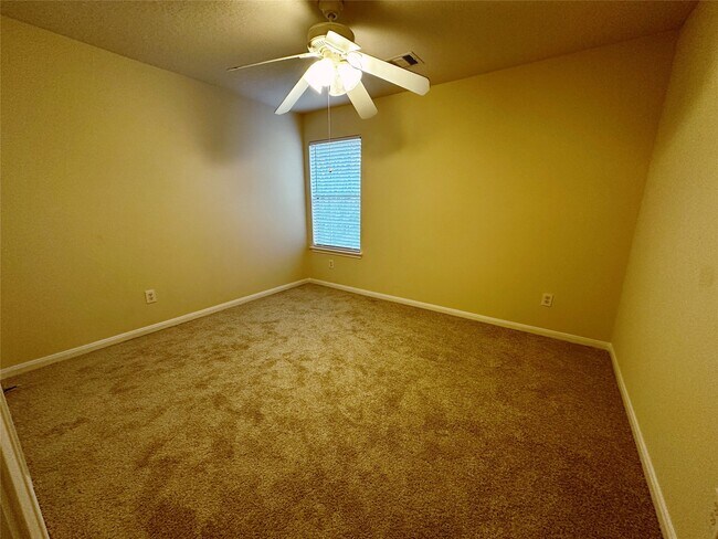 Building Photo - 11723 Standing Pine Ln