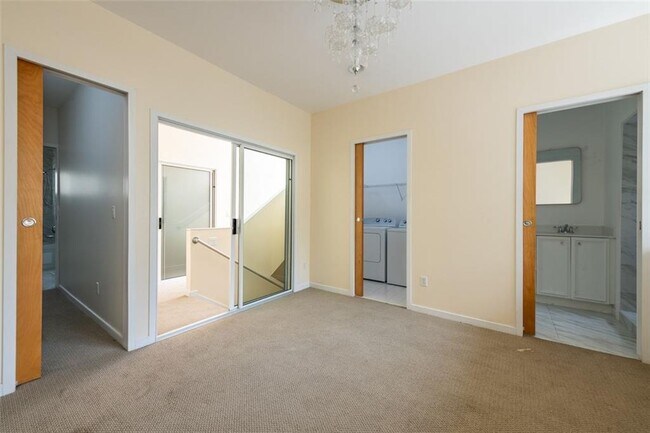 Building Photo - 2463 Field Way