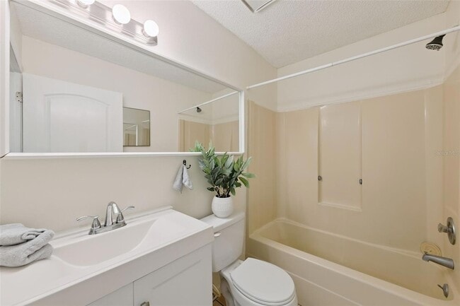 Building Photo - 212 Ridge Crest Loop