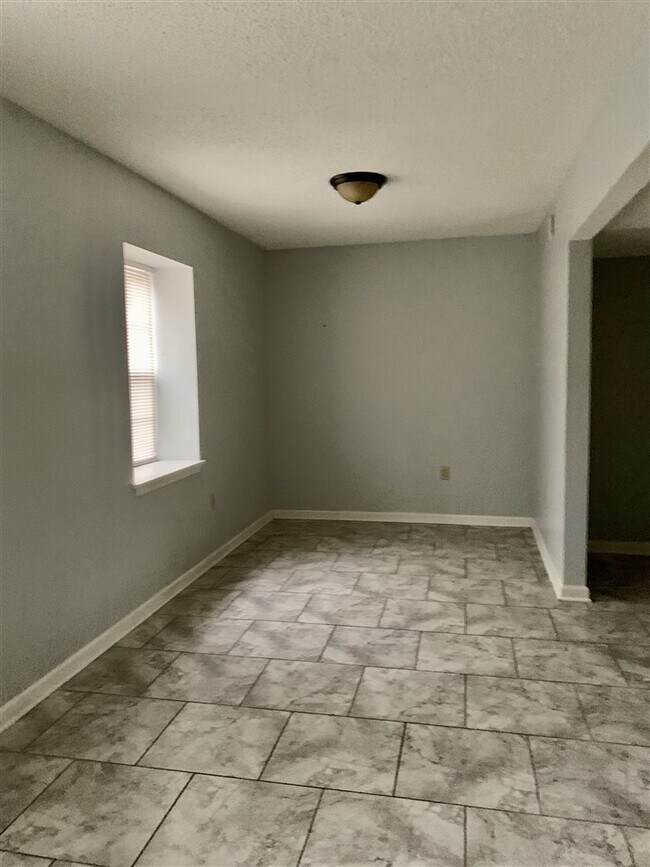 42 N Claybrook St 42 N Claybrook St Memphis TN 38104 Apartment Finder