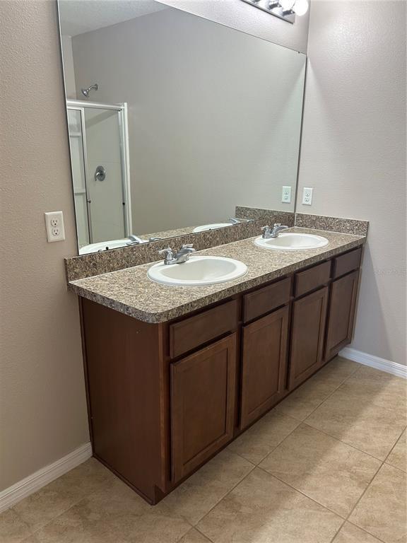 Building Photo - 269 St Georges Cir