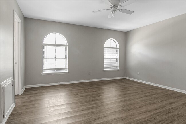 Building Photo - 1507 Sweet Grass Trail