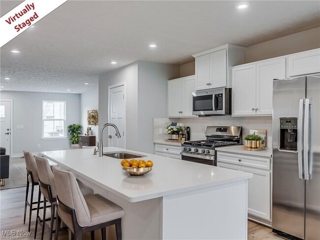 Building Photo - 1845 Shank Dr