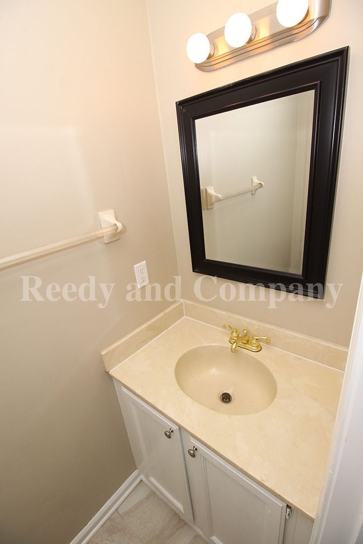 Building Photo - 6305 Kirby Downs Dr