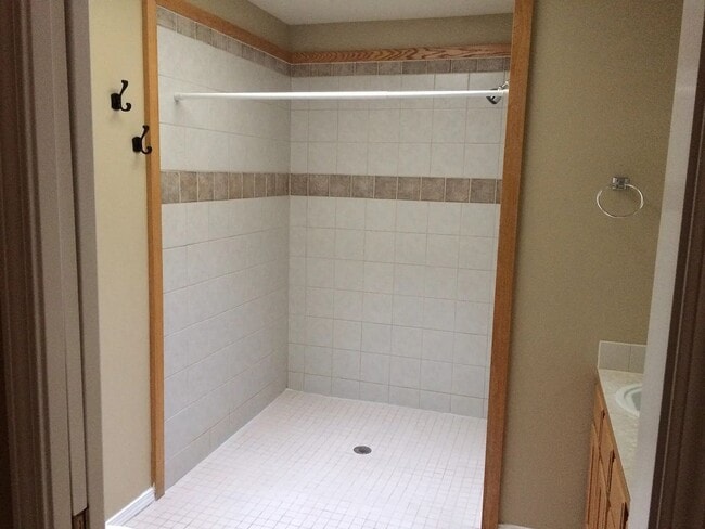Building Photo - Charming 3-bedroom, 2-bathroom home in Aub...