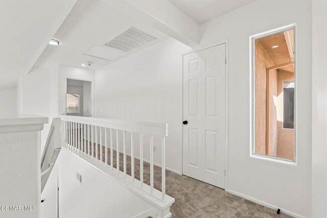 Building Photo - 495 Novara Way