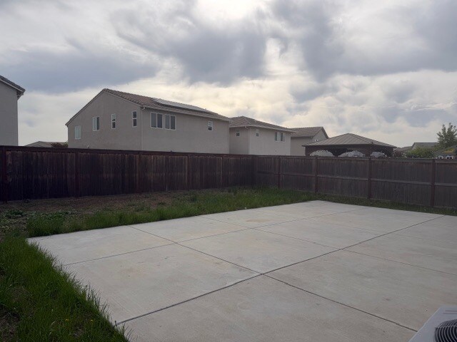 Building Photo - 6831 Oakum Wy