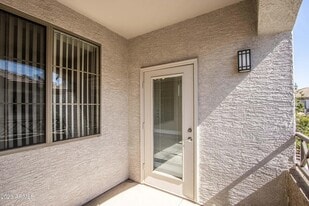 Building Photo - 1941 S Pierpont Dr