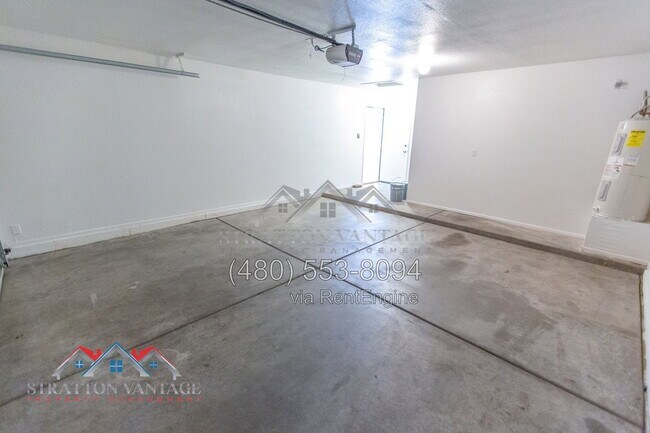 Building Photo - 4715 N 84th Ln