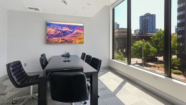 Building Photo - Luxury 1 Bed • 1 Bath at Spire Condominiums