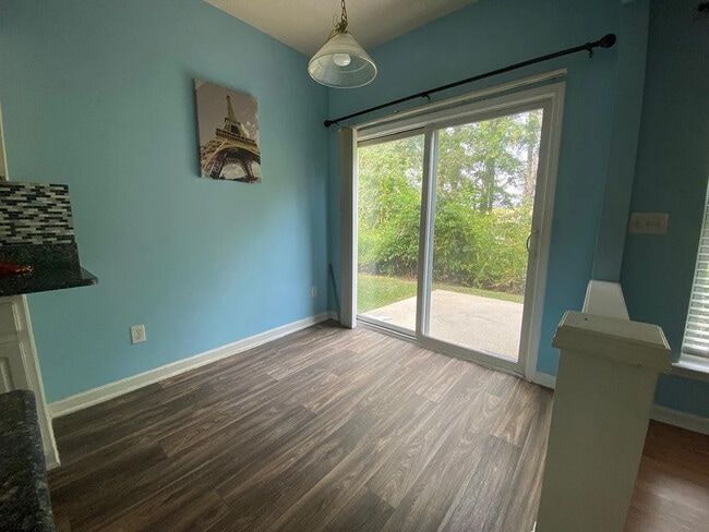 Building Photo - 148 Brentfield Loop