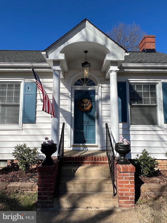 Building Photo - 1502 Greycourt Ave