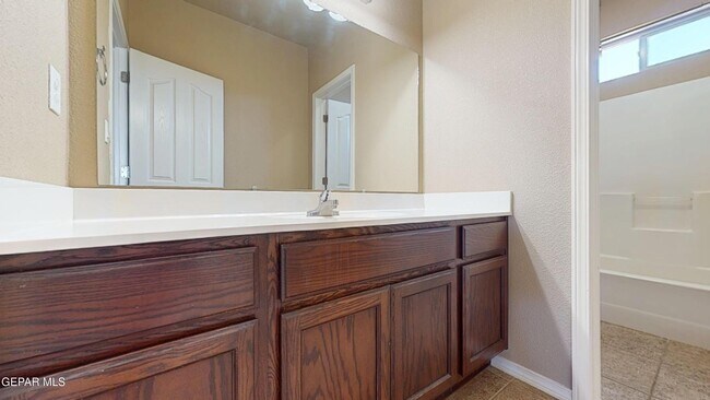 Building Photo - 7260 Turtle Creek Ct