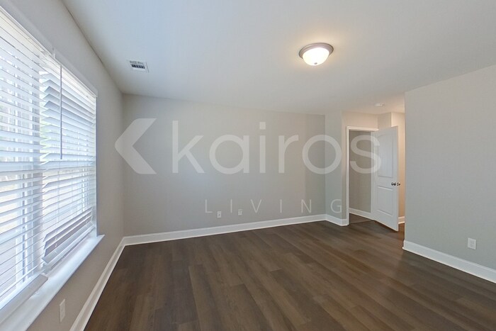 Building Photo - 110 Western Red Cedar Dr