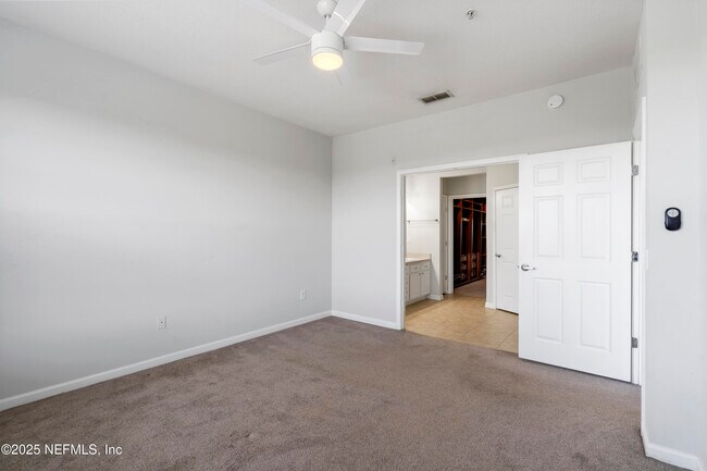 Building Photo - 11251 Campfield Dr