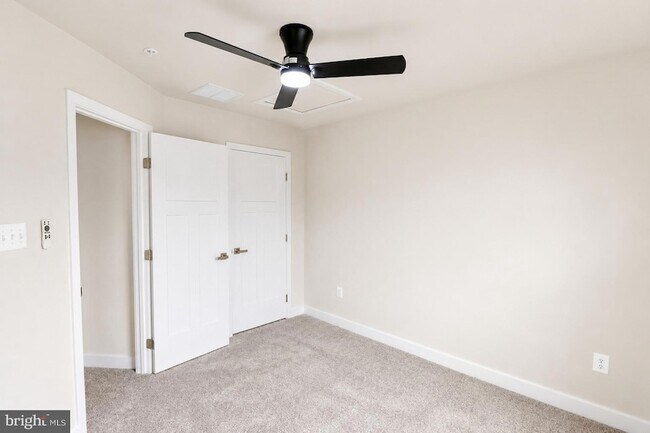 Building Photo - 340 Paca Gardens Ln