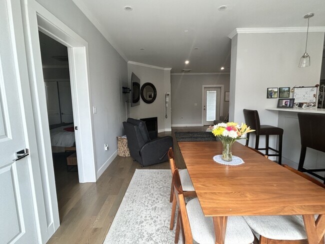 Building Photo - 3 Ardee St