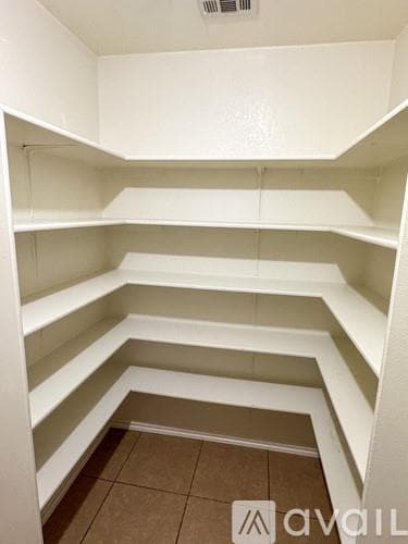 Building Photo - 1613 Apollo Cir