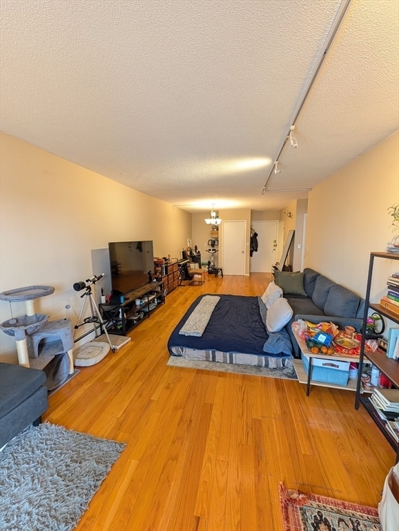 Building Photo - 164 Galen St