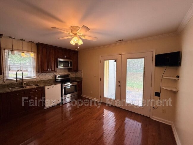 Building Photo - 107 Perriwinkle Pl