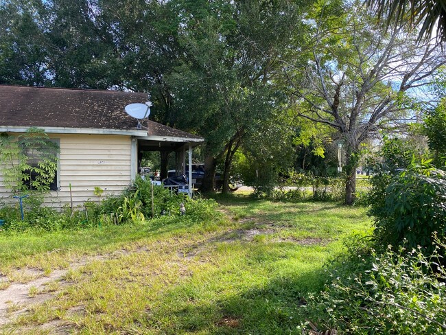 Primary Photo - 5431 Old Cheney Highway, Unit 2