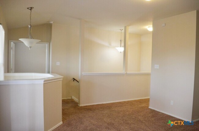 Building Photo - 4808 Green Meadow St