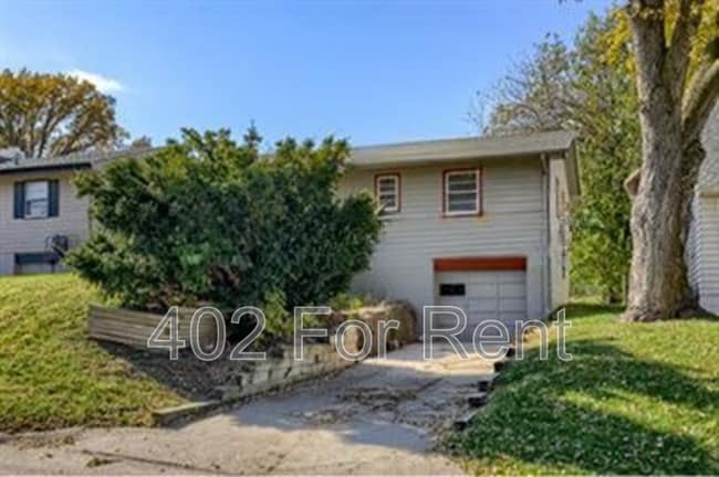 Building Photo - 5120 N 48th St