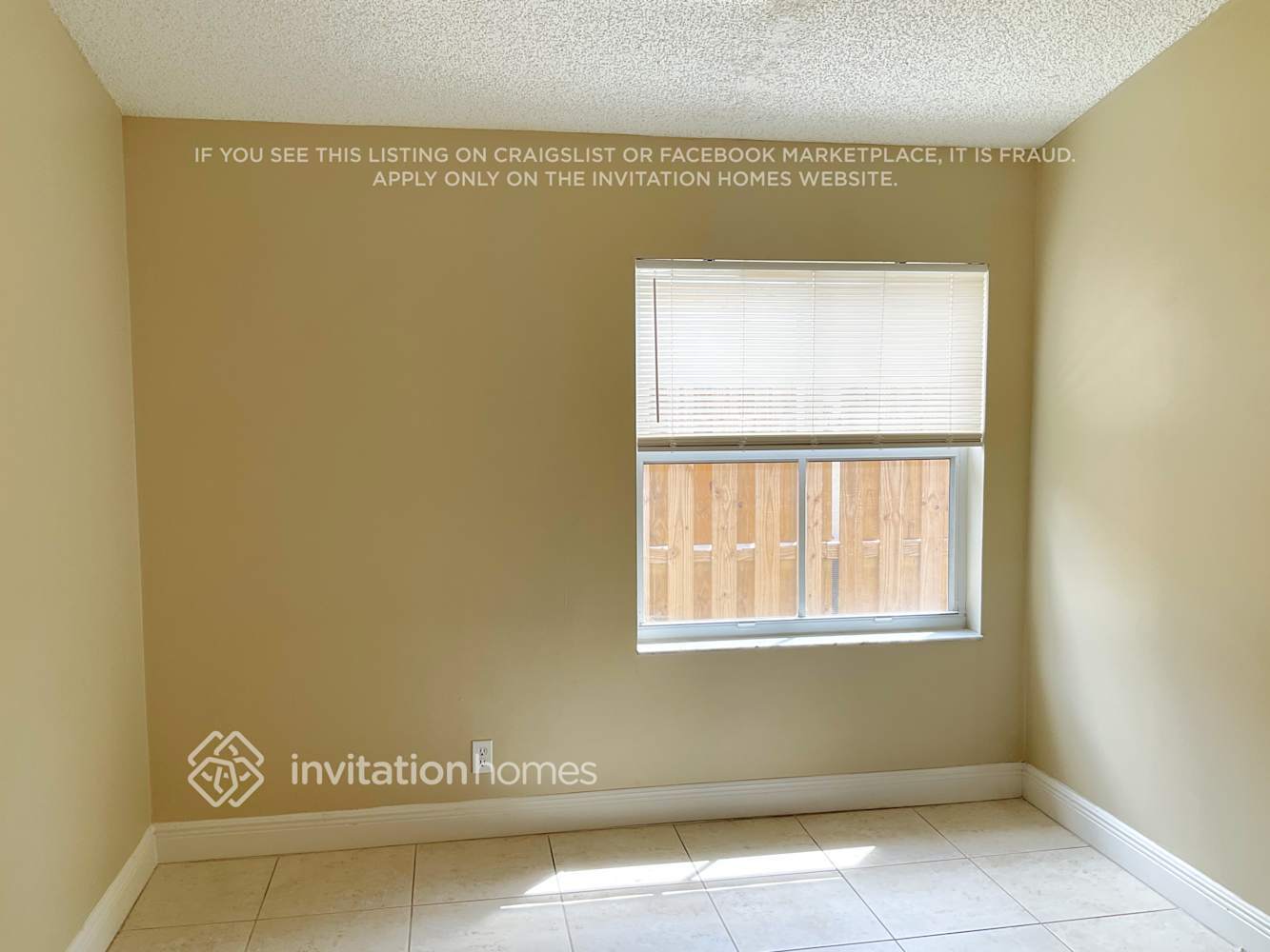 Building Photo - 6249 Island Way