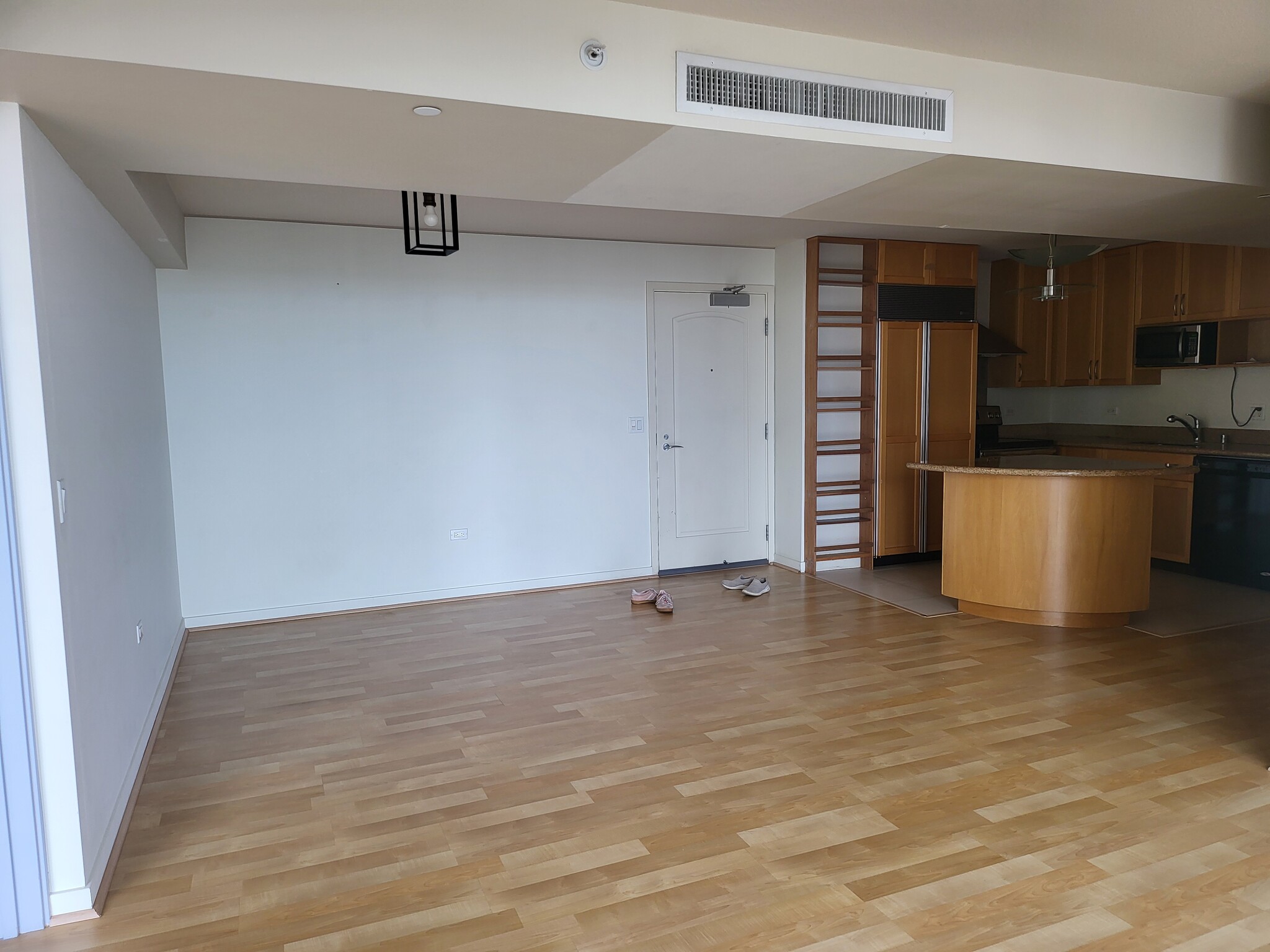 Building Photo - 1288 Kapiolani Blvd