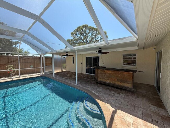 Building Photo - 2729 Nodosa Dr