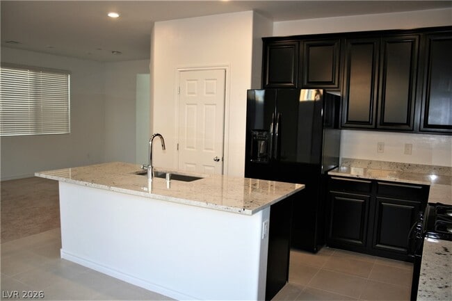 Building Photo - 917 Bluebell Brook St