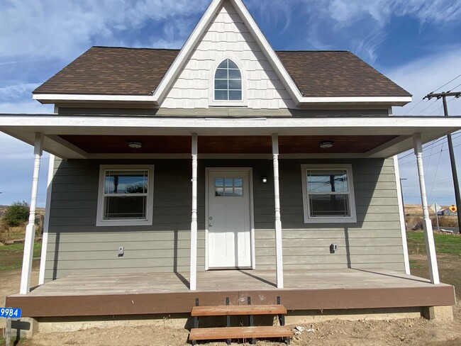 Building Photo - Charming new construction 2 bedroom home