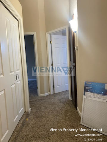 Building Photo - 4900 Brittany Ct