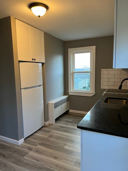 Building Photo - 1014 Pulaski Hwy