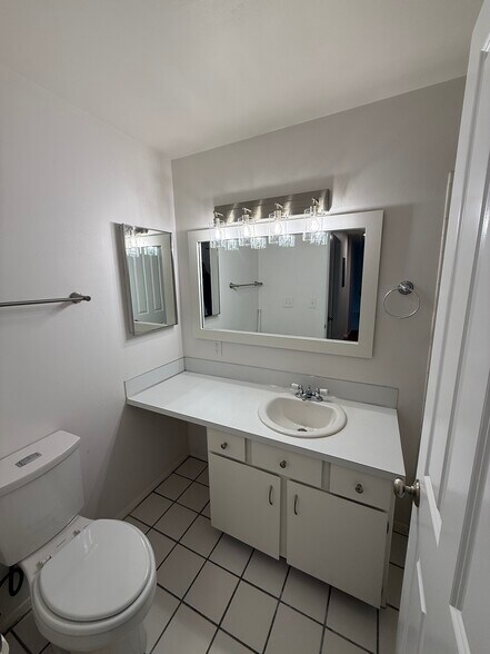 Building Photo - 7001 Sand Point Way NE