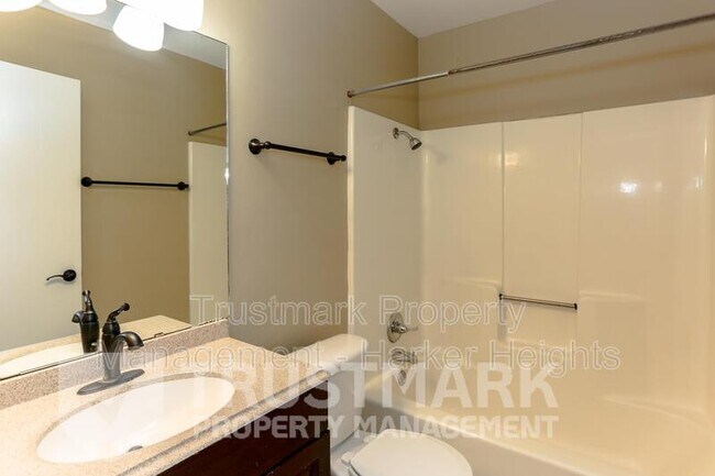Building Photo - 1230 Preswick Cir