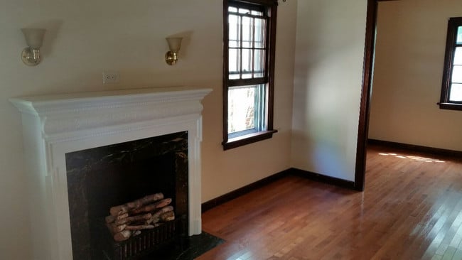 705 North Main Street Butler Pa for Rent - 705 N Main St