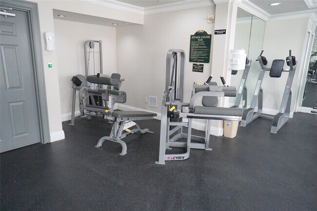 Building Photo - 233 S Federal Hwy