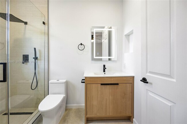 Building Photo - 2790 Center Ct Dr