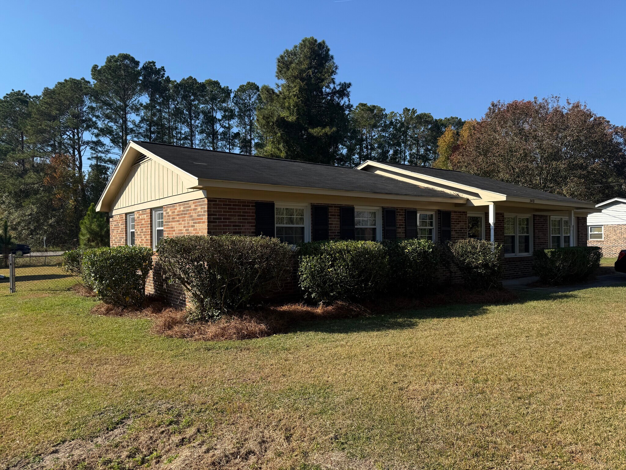 Side of House - 3410 Longwood Ln