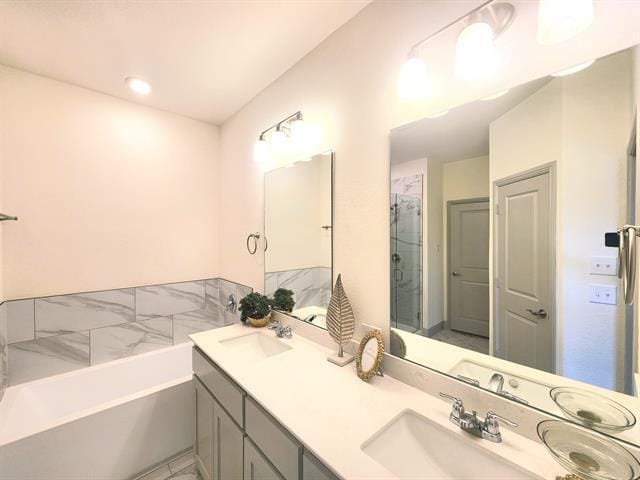 Building Photo - 490 Oak Crk Dr