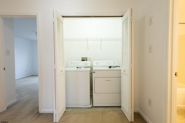 Building Photo - 4 Millard Ave