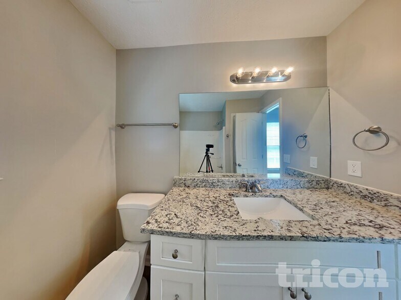 Building Photo - 1110 Nahanee Ct